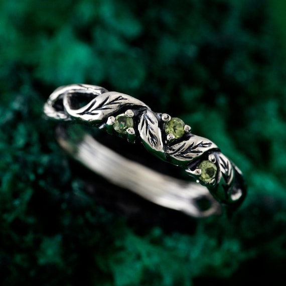 Leaf Vine Design Oxidized Sterling Silver Ring - Nature Inspired Leaf Vine Design Oxidized Sterling Silver Ring - Nature Inspired
