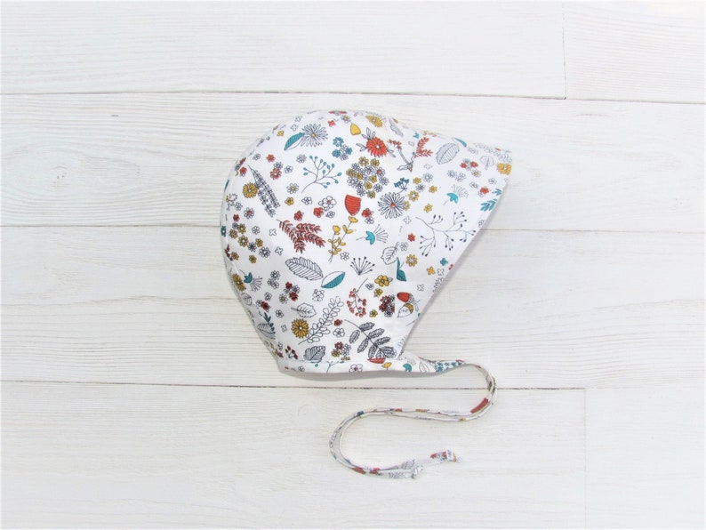 bonnet for girl Reversible FloralWhite CottonLinen baby bonnet with sun brim baby sun bonnet