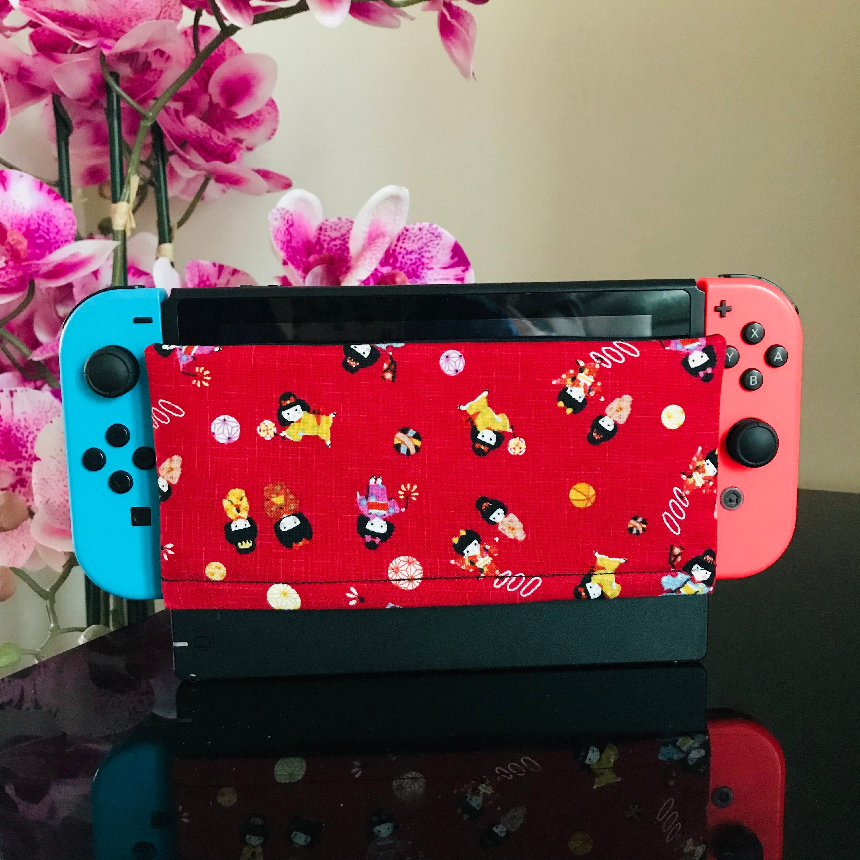 Nintendo Switch Dock Cover -"Kawaii Kimono Girls " printed Japanese Linen Switch Dock Sock Sleeve