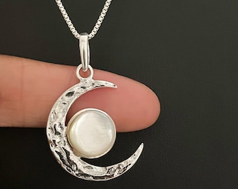 Echter Perlmutt Anhänger, Sterling Silber Halbmond Halskette, Juni Birthstone Schmuck, keltischer Mond Anhänger, himmlische Perlen Charme