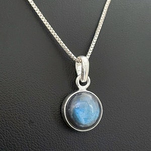 Labradorite Necklace, Genuine Labradorite Pendant, Sterling Silver Labradorite Necklace, Natural Gemstone Necklace, Crystal Healing Gemstone