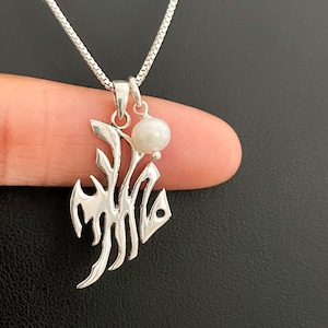 Collar de pescado, colgante de pescado de plata de ley, collar de perlas de agua dulce. Encanto de perla delicada, joyería náutica, collar de vida marina, encanto de pescado