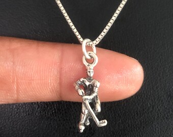 Collana giocatore di hockey, Ciondolo giocatore di hockey in argento sterling, Collana di hockey su ghiaccio, Ciondolo con fascino di hockey, Regali di hockey per ragazza, Regalo di hockey per ragazzo