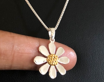 Dainty Daisy Necklace, Sterling Silver Daisy Pendant, Daisy Charm Necklace, Daisy Flower Charm, Bridal Wedding Necklace, Flower Girl Gifts