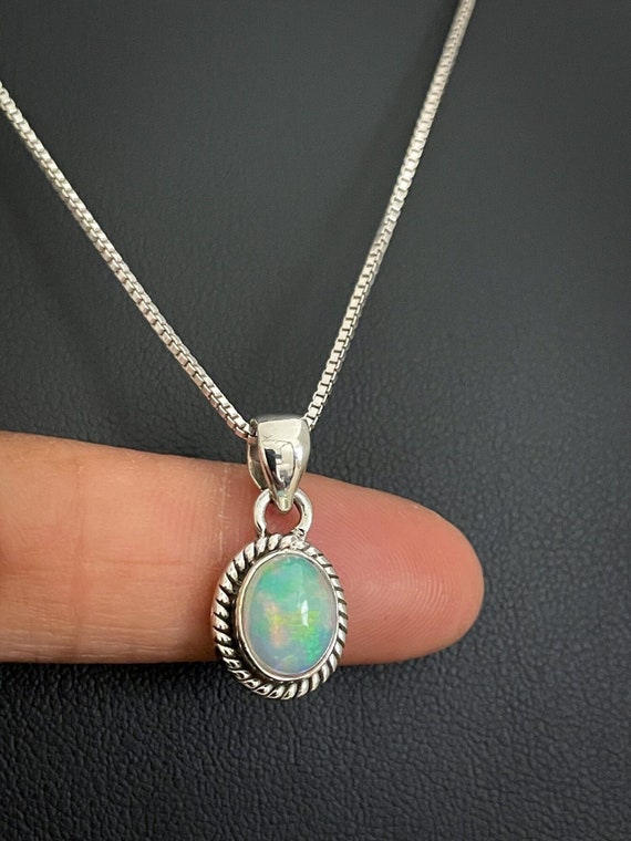 Collana In Argento 925 Con Ciondolo Faro E Opale Blu - Regalo Donna