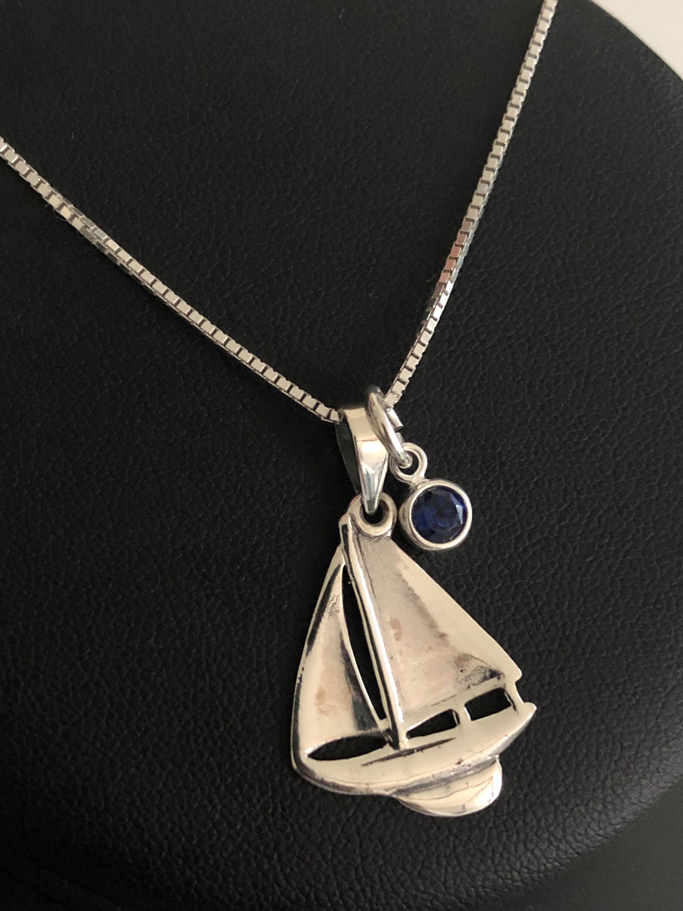 silver sailboat pendant necklace