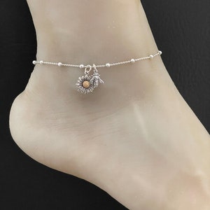 Bumblebee Daisy Anklet, Sterling Silver Beaded Ankle Bracelet, Good Luck Charm Jewelry, Boho Foot Jewelry, Daisy Charm Anklet Chain