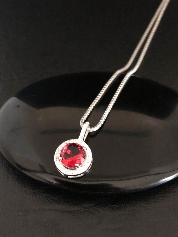 Collier Argent Sterling Avec Pendentif Grenat CZ Pour Naissance Janvier – Neuf