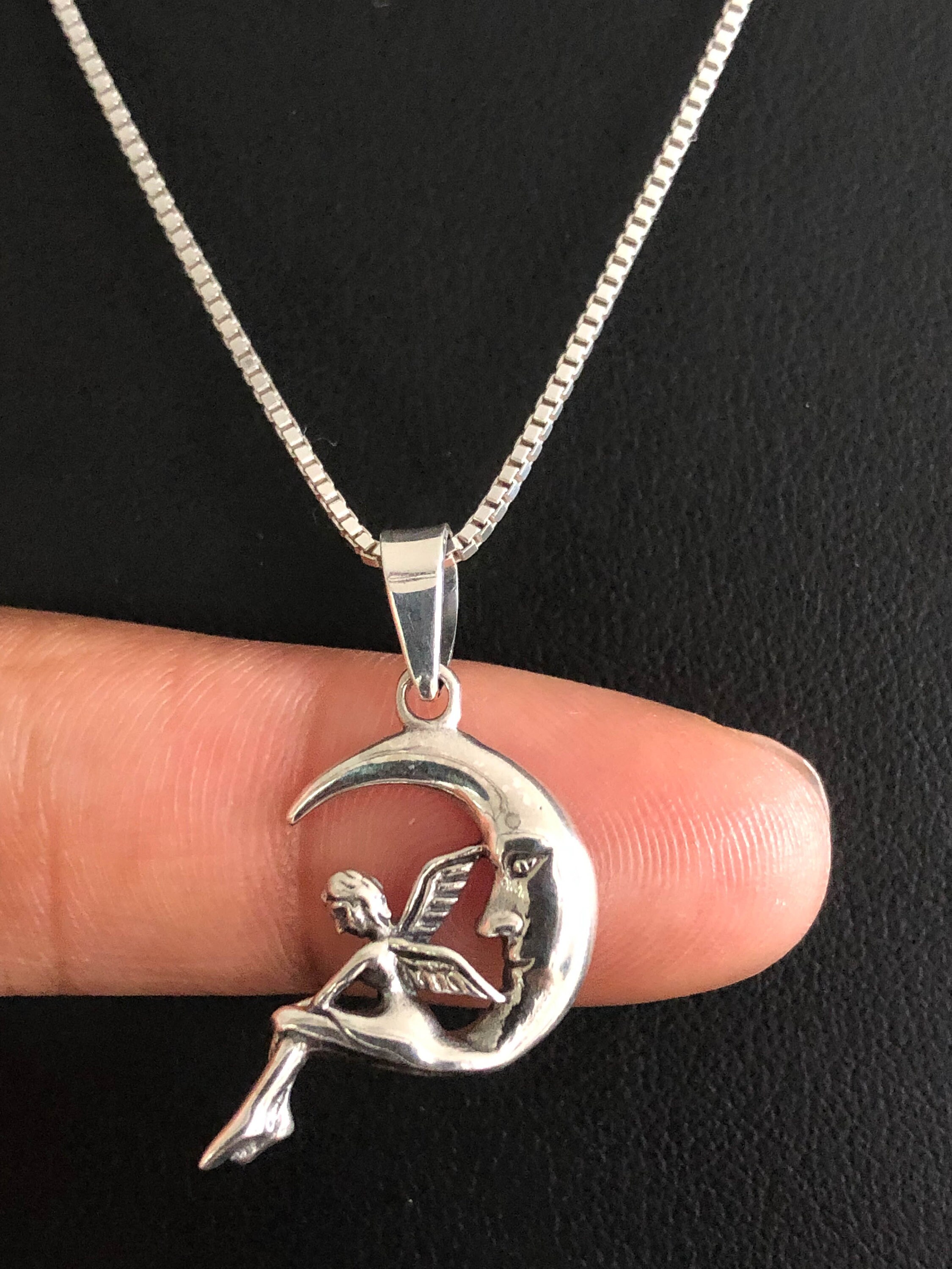 Collana con ciondolo a forma di mezzaluna in argento sterling