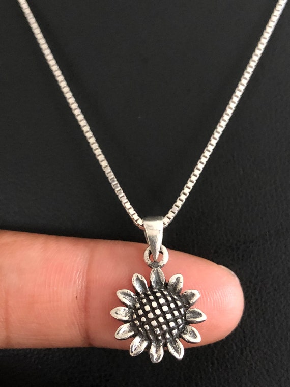 Collar Girasol Celta Plata De Ley 925 Para Mujer | Con Circonita Cúbica, Cadena Ajustable - Regalo De Esperanza Y Buenas Vibras