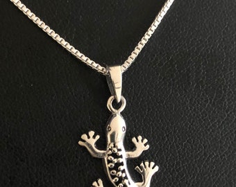 Sterling Silver Small Gecko Alamea Hawaii Pendant Sterling Silver Small Gecko Alamea Hawaii Pendant