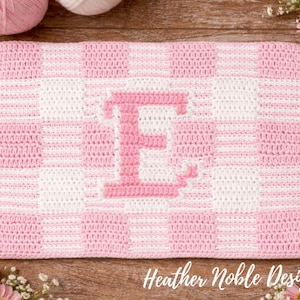 Monogram "E" Placemat - Mosaic Crochet Pattern (PDF Pattern)