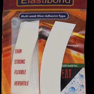 Elastibond アドバンスドフォーミュラボンディング粘着テープは、ヘアアプリケーション用の輪郭とヘアエクステンションテープタブで利用できます