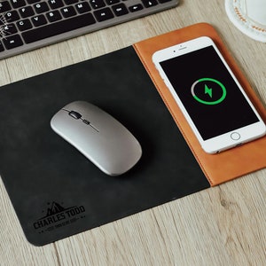 Tapis de souris en cuir - Tapis de souris personnalisés, chargeur de téléphone personnalisé, tapis de chargement en cuir personnalisé, cadeau pour papa, tapis de souris pour homme, cadeau patron