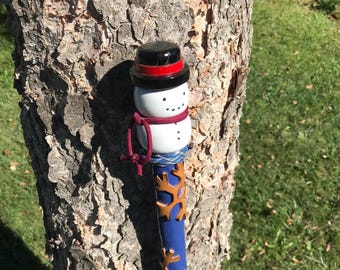 Snowman Cane 39 1/2inch tall Birchwood Handcarved snowflakes 550 paracord wrap and finger loop Lightweight durable elderly personal walking