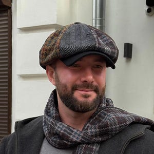 Cappello da strillone in lana multicolore oversize, cappello Gavroche in lana patchwork, cappello applejack blu-rosso-marrone, cappello da fornaio patchwork retrò, cappelli patchwork