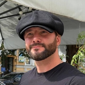 Klassische schwarze Wolle,schwarze Schiebermütze,Schurwolle Schiebermütze,schwarze Schiebermütze,schwarze Gavroche Mütze