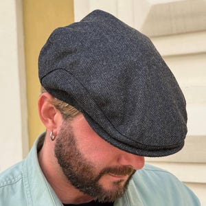 Grey-black flat cap,wool Gatsby cap men,grey-black herringbone Ivy cap,wool newsboy hat,Scally wool cap,driving retro hat,grey pageboy hat