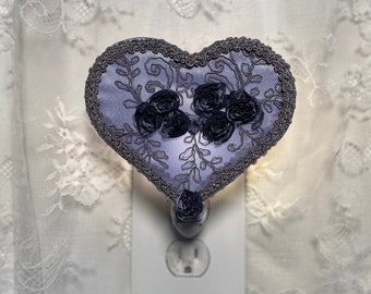 Lavender Victorian Nightlight in a Heart Shape for Hallway or Guest Room, Decorative Wall Sconce