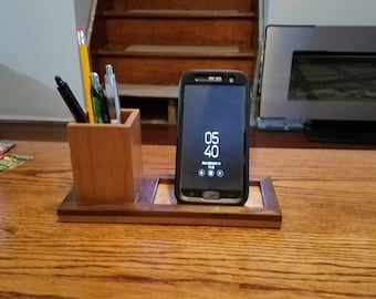 Stifthalter mit Handy stand