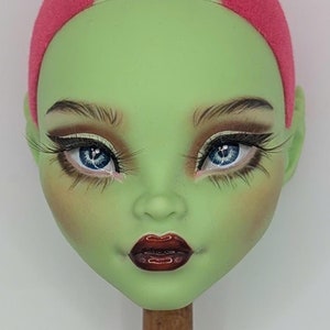 Monster High repainted - FnFdollstudio Style