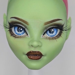 Monster High repainted - FnFdollstudio Style