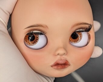 BLYTHE CUSTOM FACEPLATE. Faceup Blythe faceplate - FnFdollstudio Style