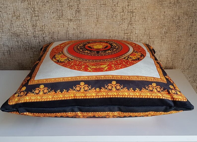 Luxury pillow Decorative pillowcase Printed pillowcase Seat cushion Gold and Red Patterned Pillow Bed pillow Home textile
