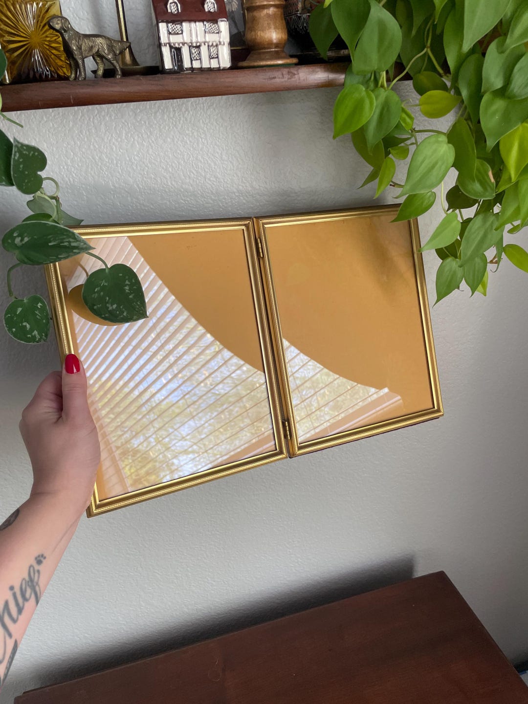 Vintage 8x10" Double Hinged Gold Picture Frame With Velvet Backside - Etsy