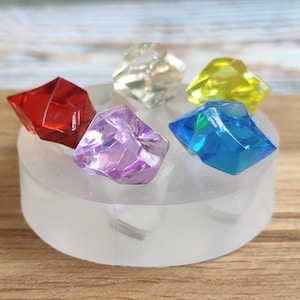 Crystal Pebble Set Silicone Mold – 5 Smooth Gem Shapes – Food Safe Mold for Resin, UV Resin, Clay, Chocolate, Wax