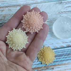 Flower Silicone Flexible Mold 35mm for Polymer Clay, Epoxy, Wax, Gypsum, Soap, Chocolate, Mastic. Food Safe