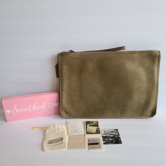Vintage Coach NYC Green Slim Clutch Large with Ori