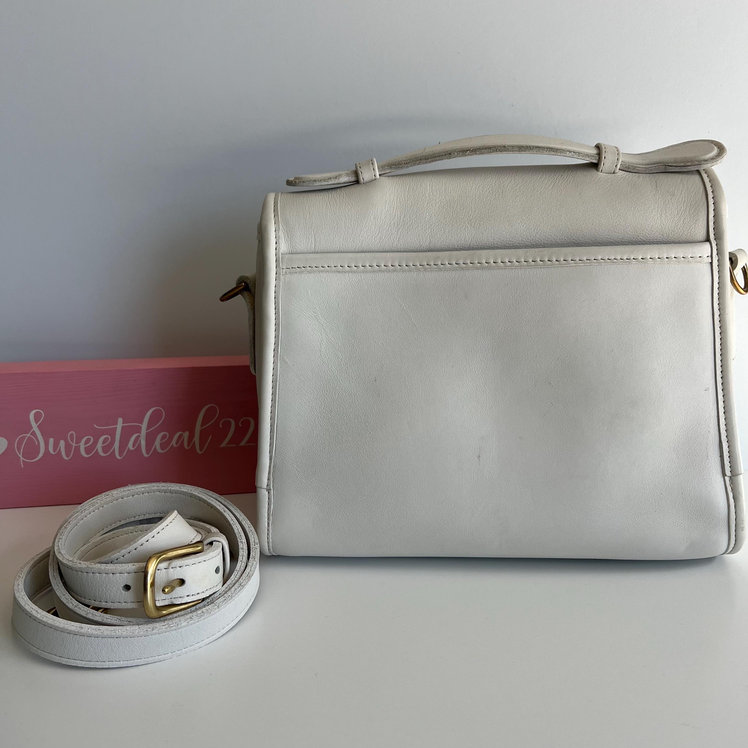 Vintage Coach bag ショルダーバッグ 7031 WHITE Vintage Coach bag ショルダーバッグ 7031 WHITE - メルカリ