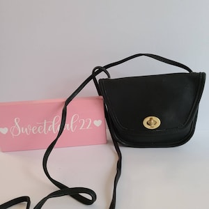 Vintage Coach Original Black Everette Crossbody Bag