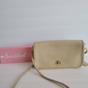 Vintage Coach Bone Dinky Shoulder Crossbody Bag