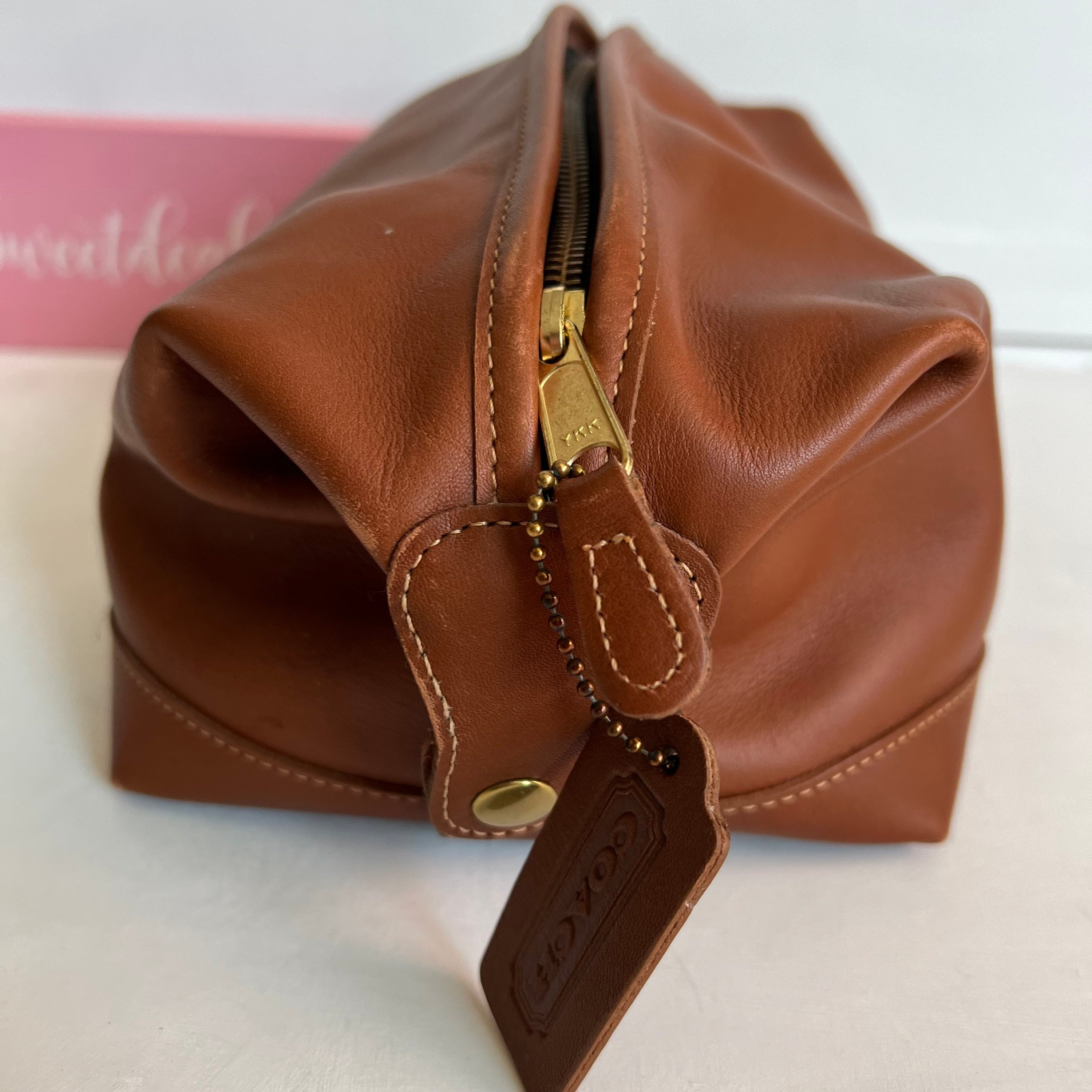 Coach men s outlet toiletry travel bag
