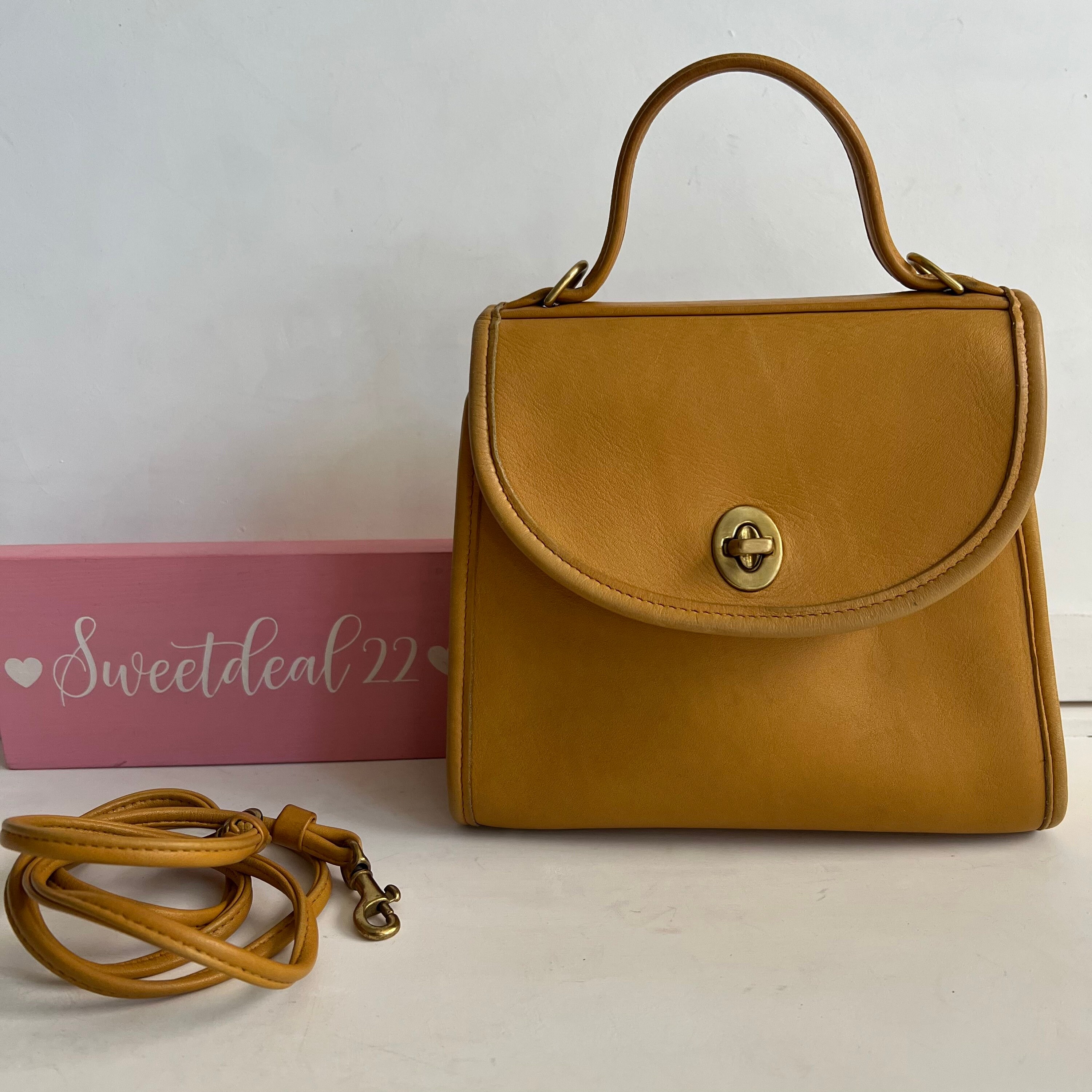 Vintage Coach Yellow Top Handle Regina Bag - Etsy 日本