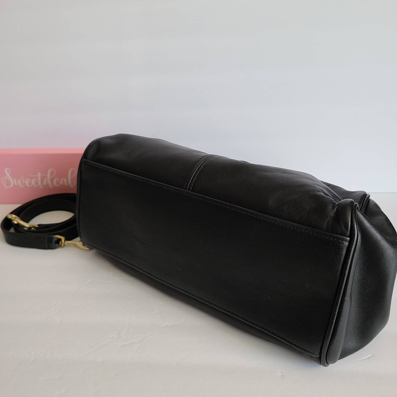 Vintage Coach Black cloth doctors bag with pockets . leather handals