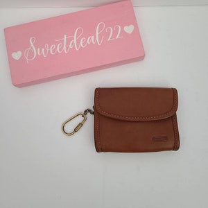Monedero y llavero multifunción Coach vintage en color tostado británico