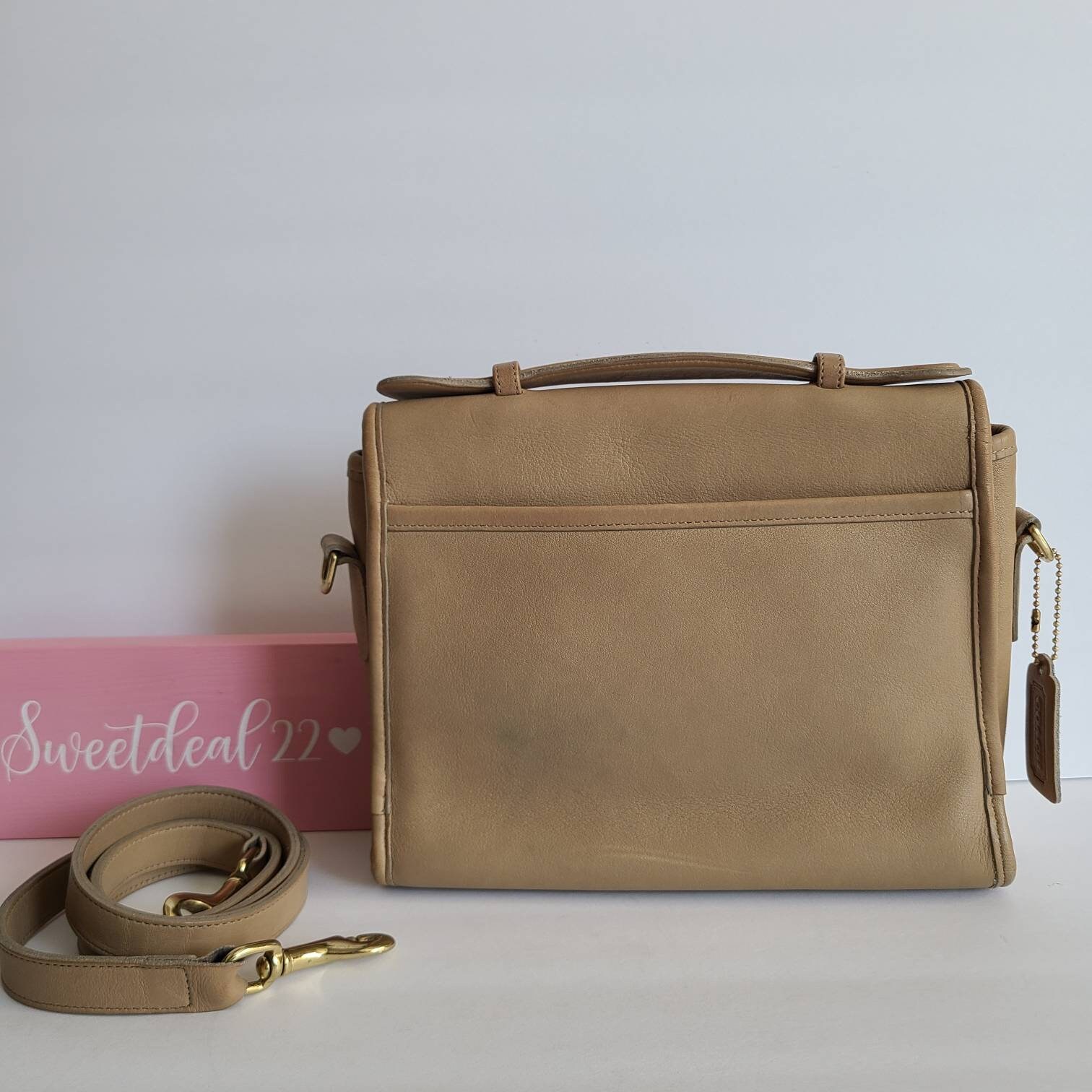 バッグ Vintage Coach Top Handle Shoulder Bag il_fullxfull.3198475167_nzbi.jpg