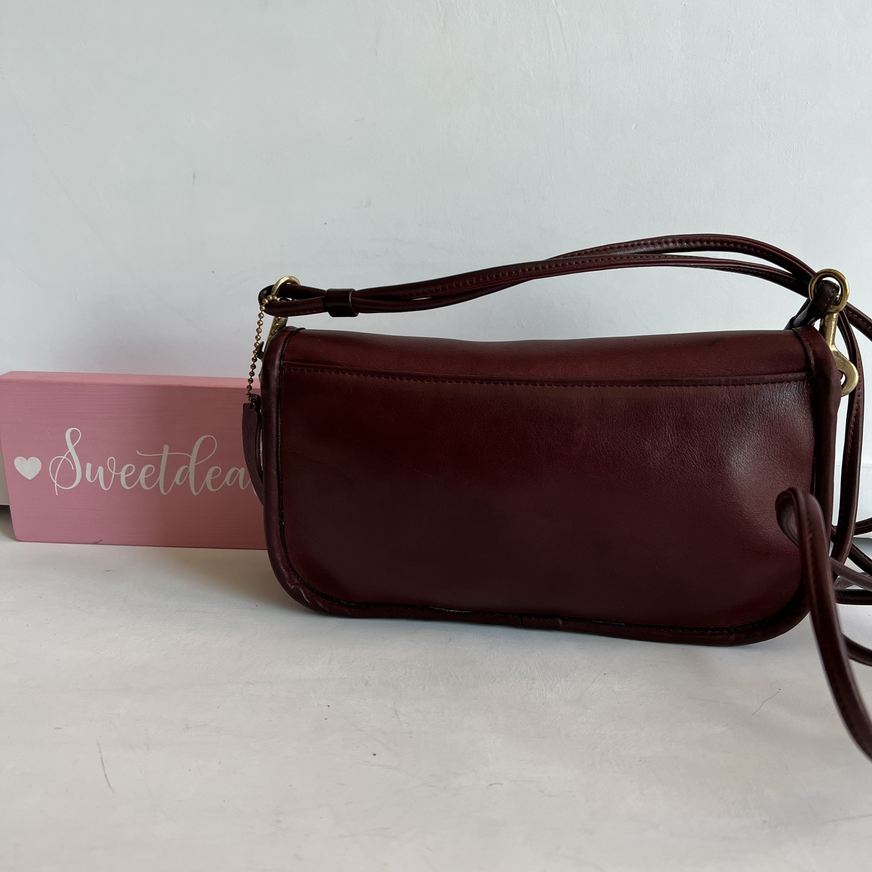 希少✨Vintage Coach Shoulder bag burgundy Coach Vintage Old Coach Shoulder Bag Glove Tan Leather USA