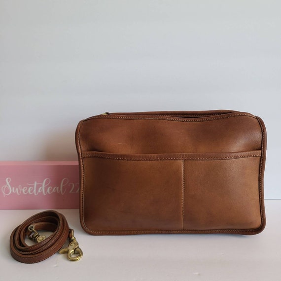 Vintage Coach British Tan Companion Bag