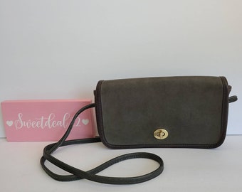 Vintage Coach NYC Dinky Shoulder Bag