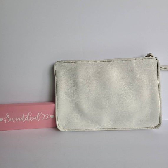 Vintage Coach Nyc White Large Slim Clutch Wristlet - image 3