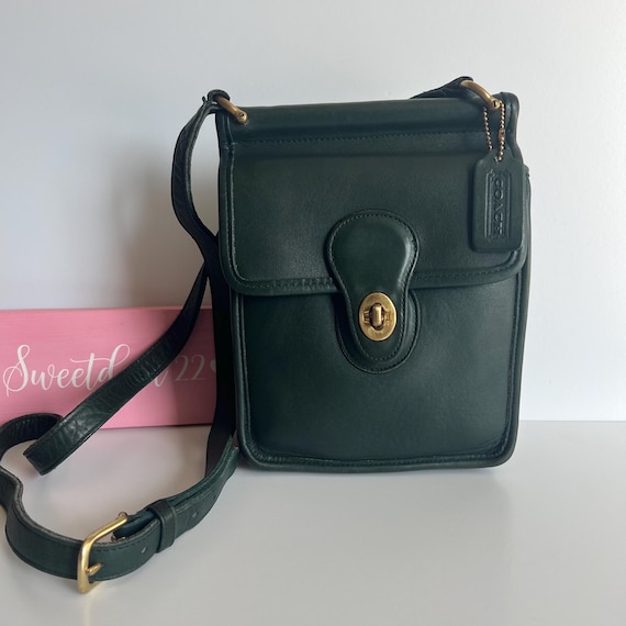 Vintage green coach shoulder - Gem