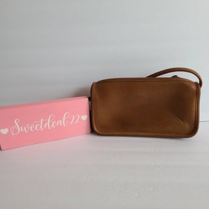 Vintage Coach NYC British Tan Zippered Pouch Bag
