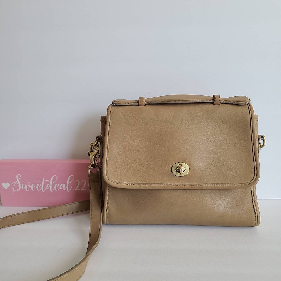 Vintage Coach White Court Top Handle Bag