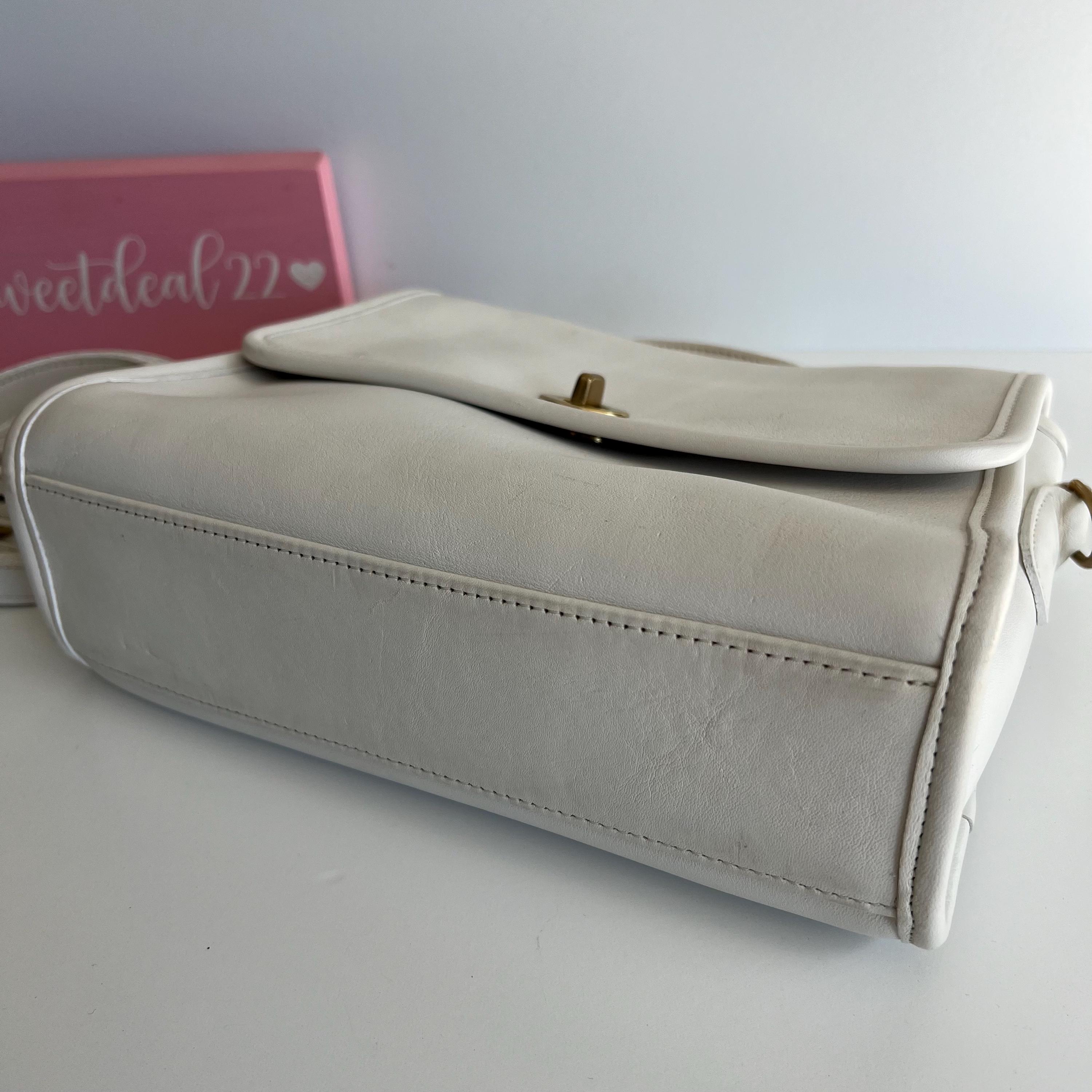Vintage Coach bag ショルダーバッグ 7031 WHITE Vintage Coach bag ショルダーバッグ 7031 WHITE - メルカリ