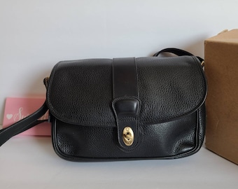 バッグ old COACH leather shoulderbag black Vintage Coach All Leather Sacoche Shoulder Bag Black #ED BAA