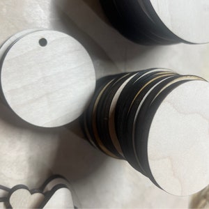 Round wood blanks, custom sizes, custom ornament shapes, wooden ornament shapes, wooden ornament circles